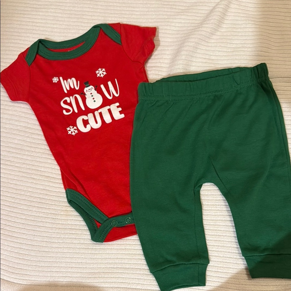 Kidgets Red and Green Holiday Bodysuit I'm Snow Cute